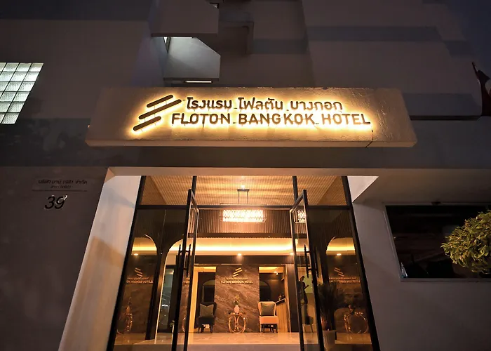 Floton Hotel 4*